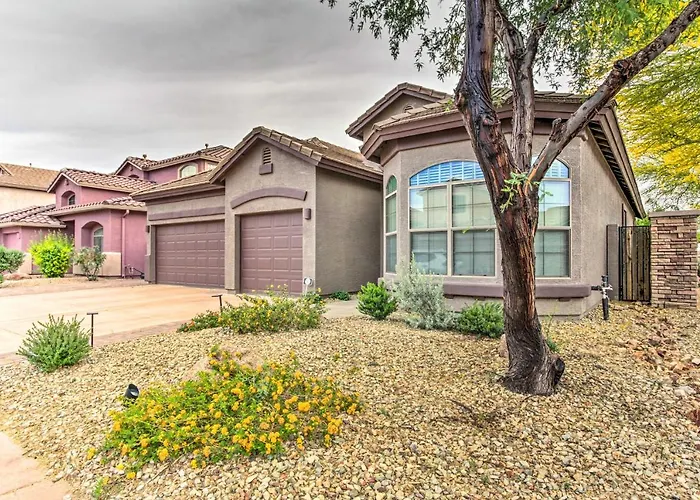 Private Pool & Hot Tub: Family In Phoenix!