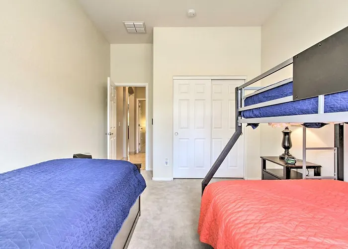 Holiday home Private Pool & Hot Tub: Family In Phoenix!