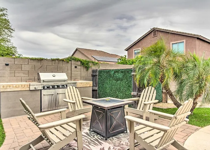 Private Pool & Hot Tub: Family In Phoenix! Holiday home Anthem