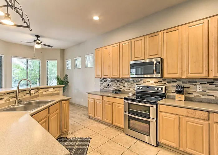 Holiday home Private Pool & Hot Tub: Family In Phoenix! *